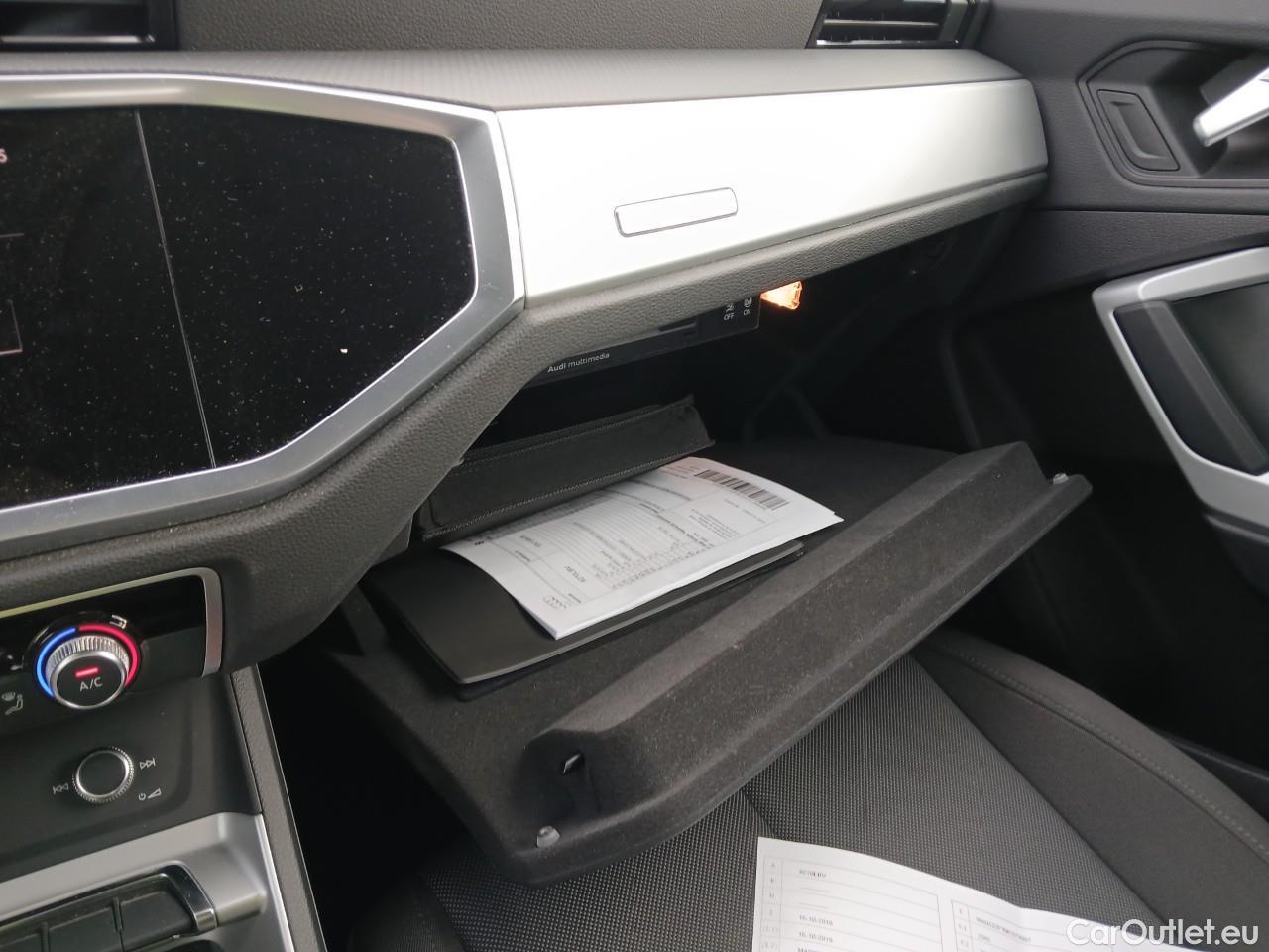  Audi  Q3 AUDI  / 2018 / 5P / todoterreno Advanced 35 TFSI 110kW (150CV) S tronic (CX) #1