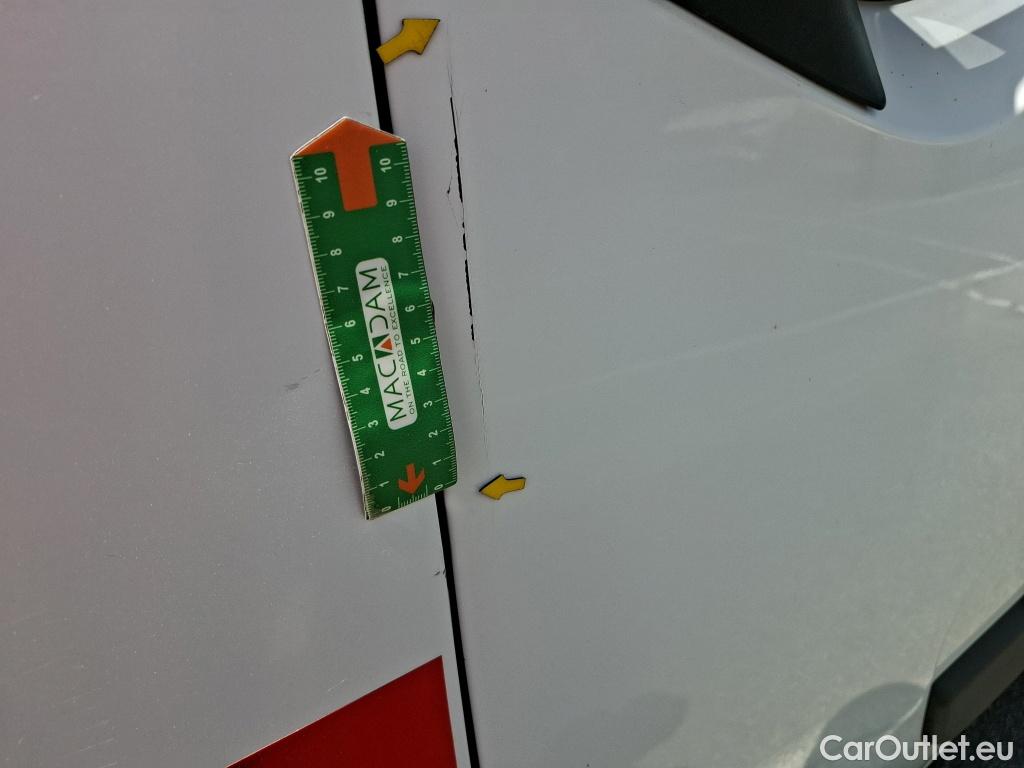  Renault  Master RENAULT  VU 4p Fourgon FG GCf Trac F3500 L2H2 Energy dCi 145 E6 #11