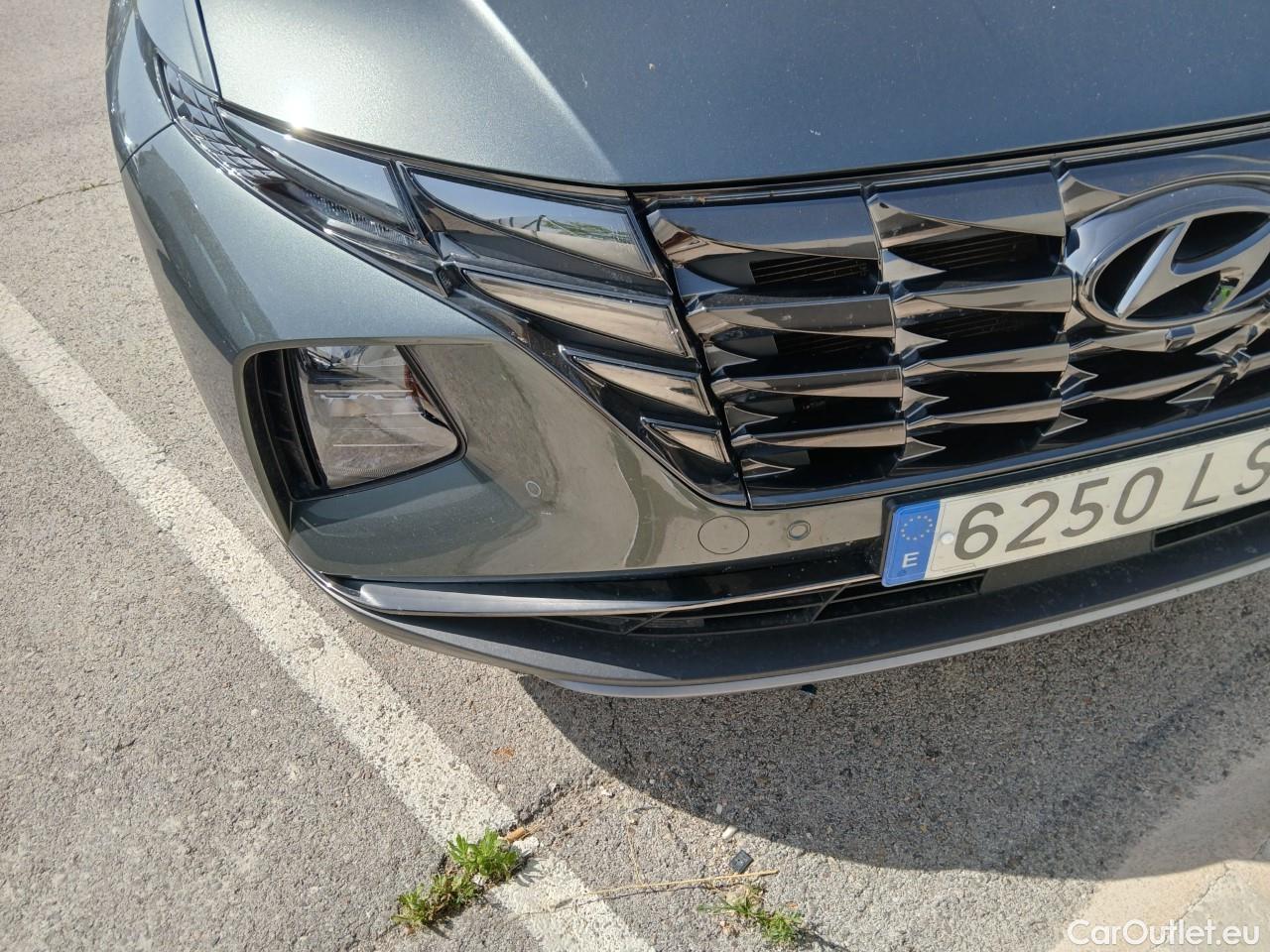  Hyundai  Tucson HYUNDAI  / 2020 / 5P / todoterreno 1.6 TGDI PHEV 195kW Style Auto 4x4 #4