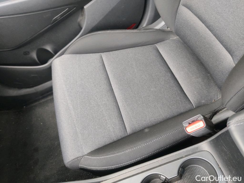  Hyundai  Tucson HYUNDAI  / 2018 / 5P / todoterreno 1.6 CRDI 85kW (116CV) 48V SLE 4X2(SP)(SL) #7