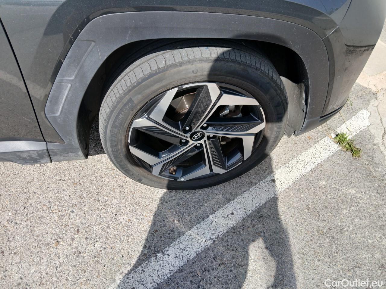  Hyundai  Tucson HYUNDAI  / 2020 / 5P / todoterreno 1.6 TGDI PHEV 195kW Style Auto 4x4 #18