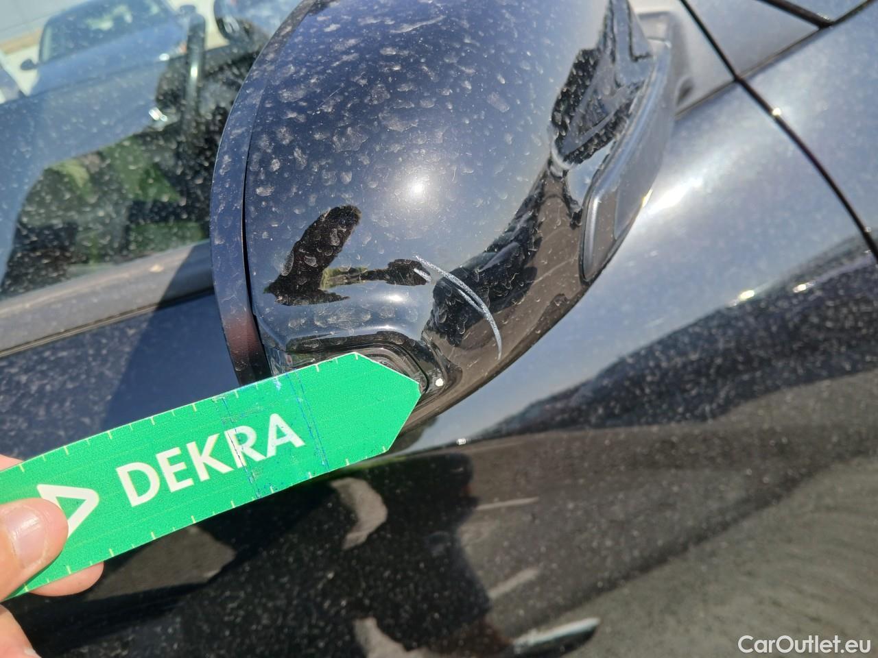  Land Rover  Discovery HYUNDAI Kona / 2020 / 5P / todoterreno 1.6 GDI HEV Maxx DCT #19