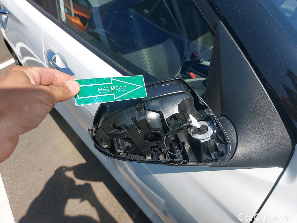  Hyundai  i10 HYUNDAI  / 2020 / 5P / berlina con portón 1.2 Tecno 2C #18
