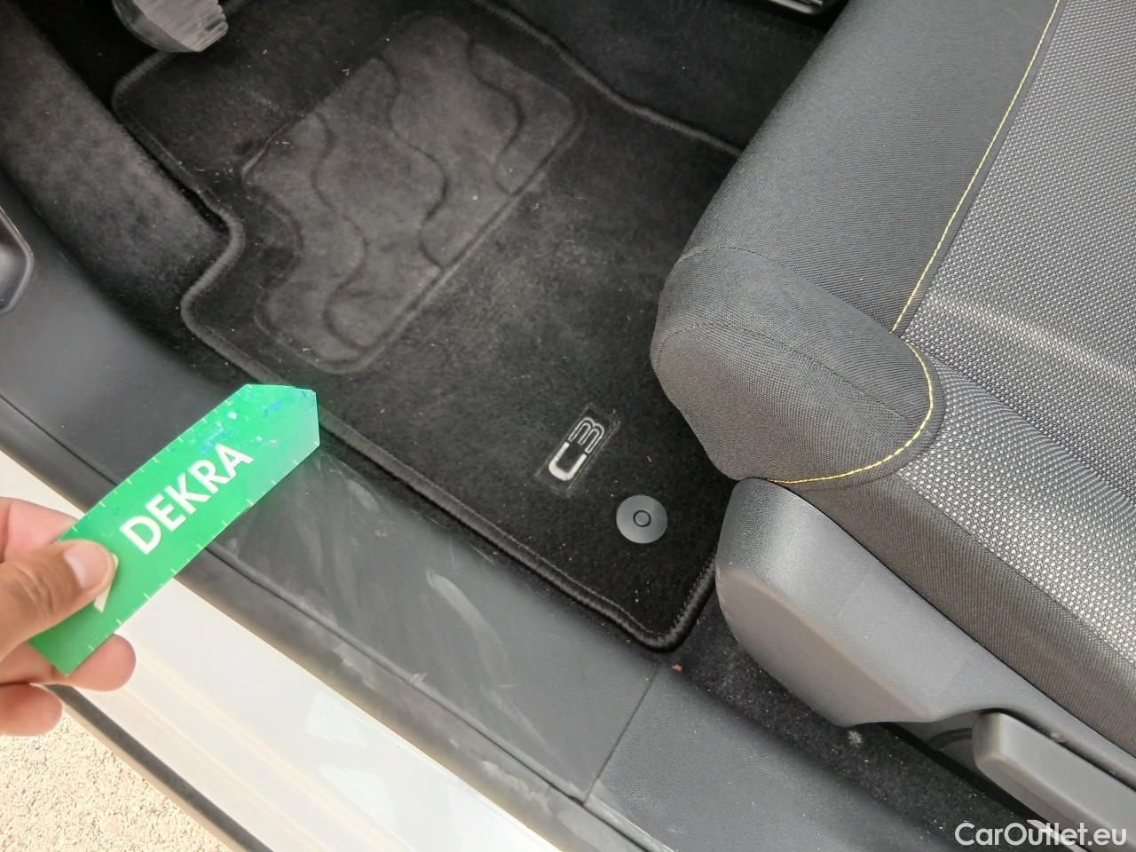  Citroen  C3 CITROEN  / 2020 / 5P / berlina con portón PureTech 60kW (83CV) Feel Pack (CX) #2