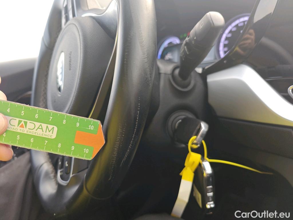  KIA  Niro  Drive 1.6 105CV AT6 E6dT #11