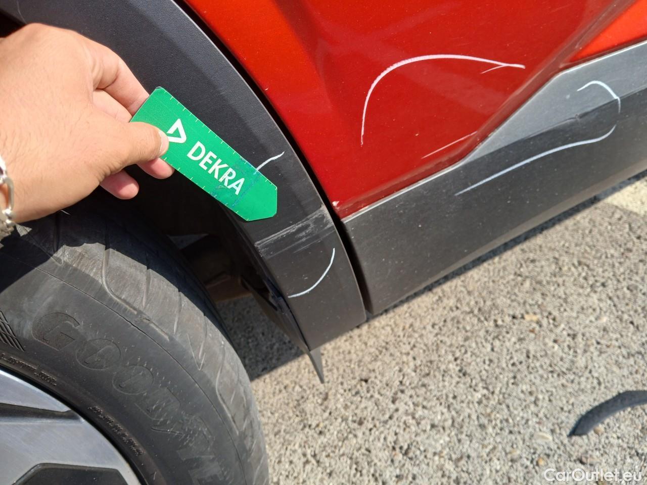  Land Rover  Discovery NISSAN QASHQAI / 2021 / 5P / todoterreno DIG-T 103kW N-Connecta (Skyline Pack) #25