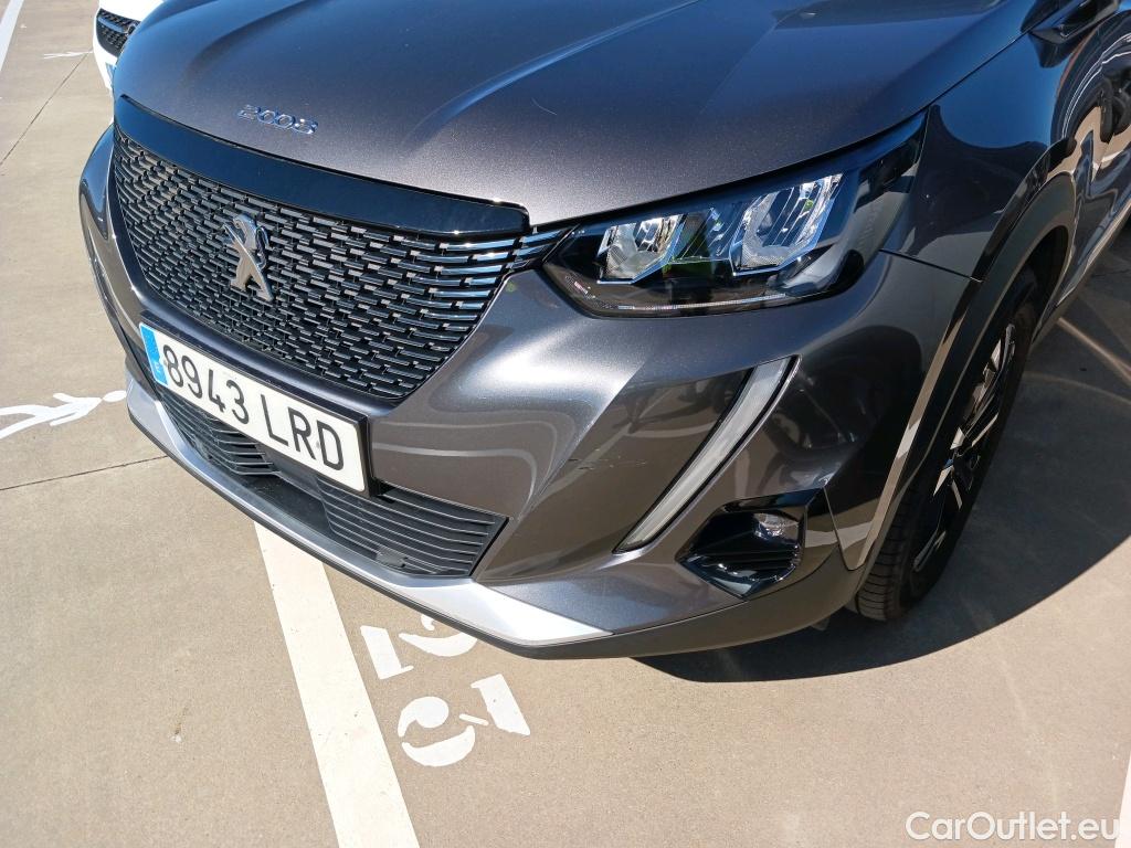  Peugeot  2008  Allure Pack 1.2 PureTech 130CV AT8 E6d #31