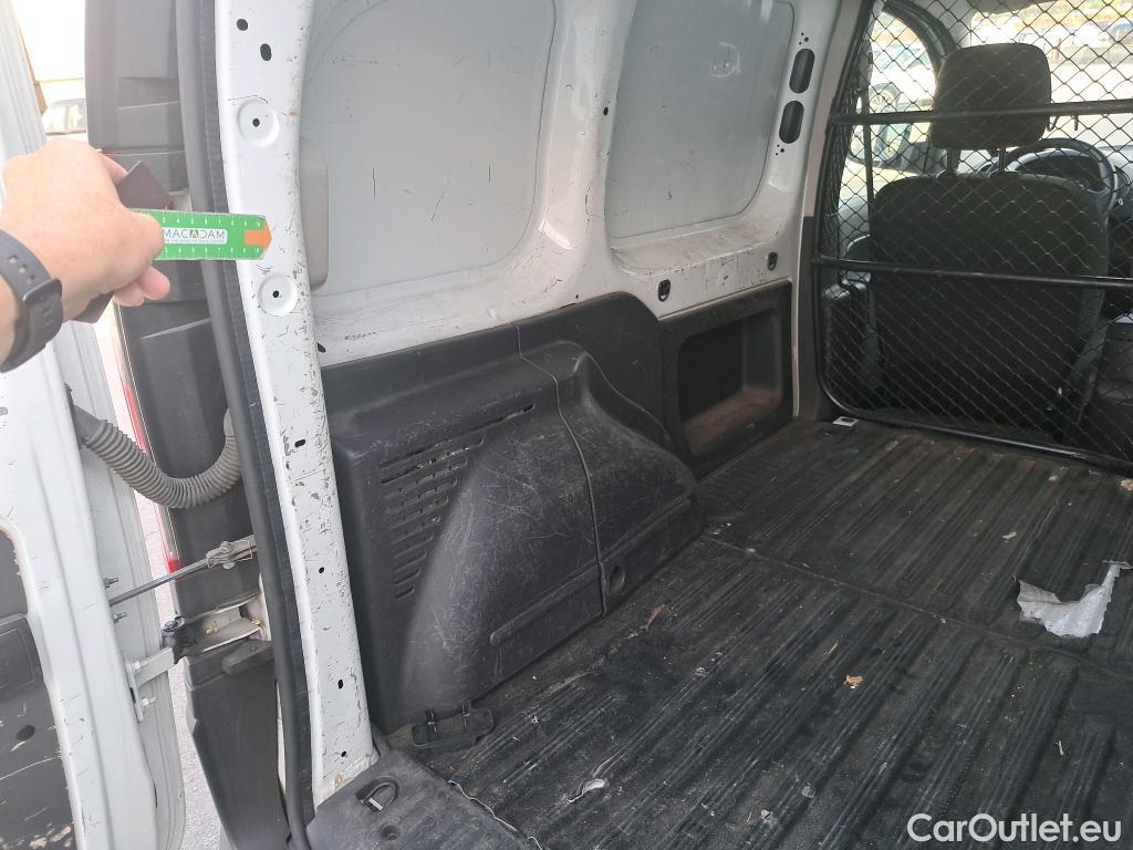  Nissan  NV200 NISSAN NV250 / 2019 / 4P / furgón 2pl 1.5dCi 70 kW (95CV) L1H1 ÓPTIMA #8