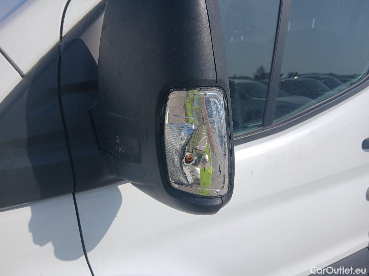  Ford  Transit FORD  / 2013 / 4P / furgón 350 96kW L2H2 Van Trend FWD MHEV #17