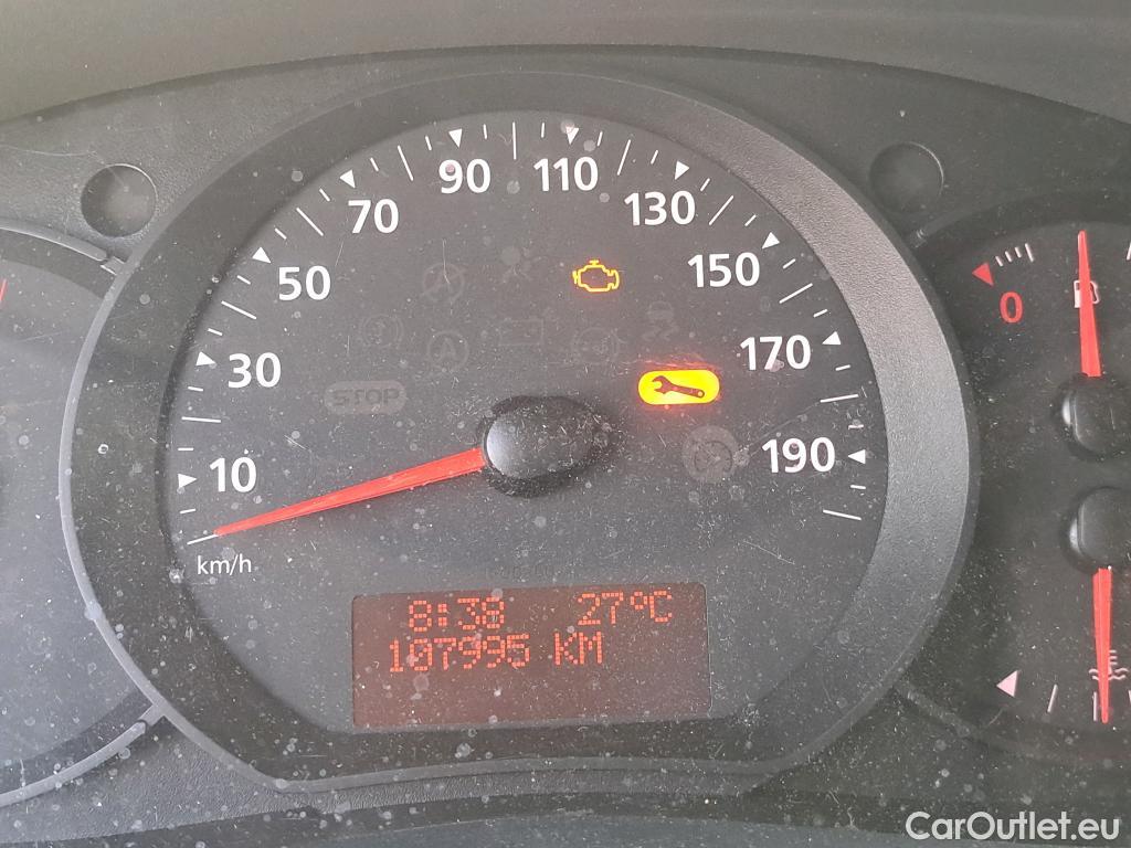  Nissan  NV200 NISSAN NV250 / 2019 / 4P / furgón 2pl 1.5dCi 70 kW (95CV) L1H1 ÓPTIMA #79
