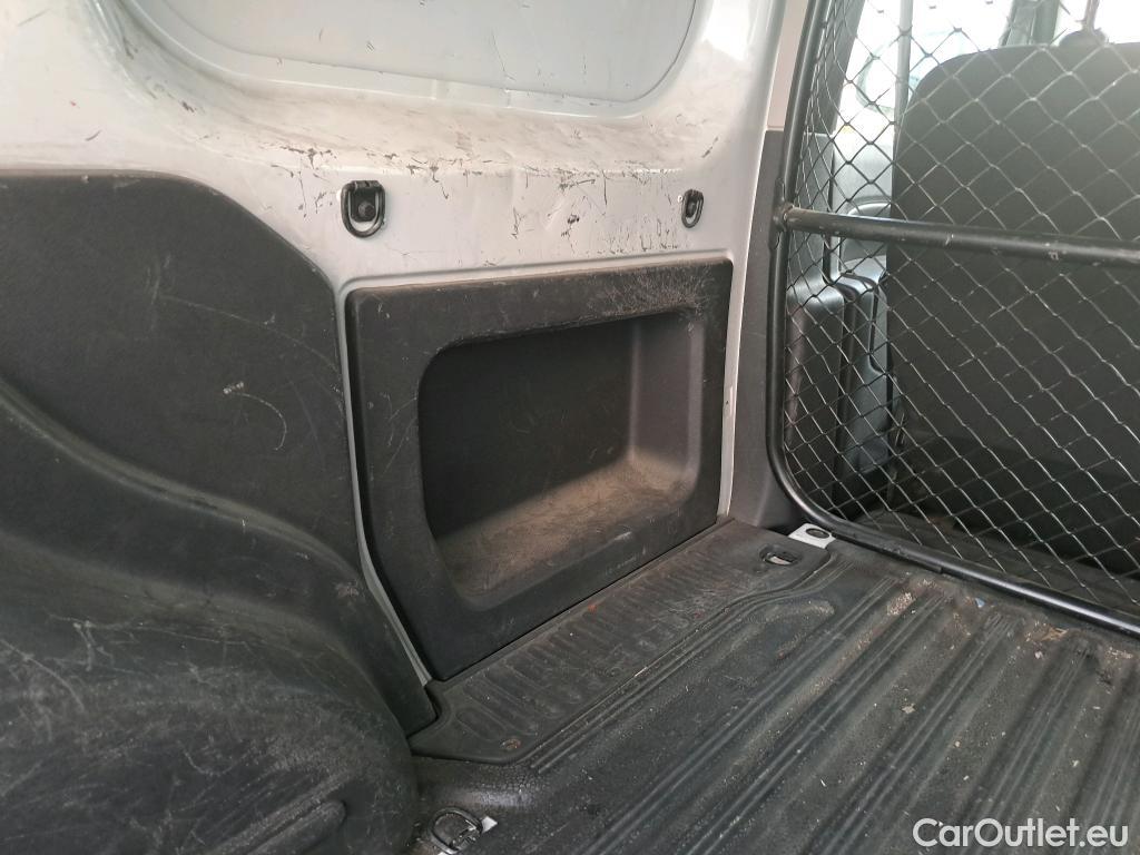  Nissan  NV200 NISSAN NV250 / 2019 / 4P / furgón 2pl 1.5dCi 70 kW (95CV) L1H1 ÓPTIMA #21