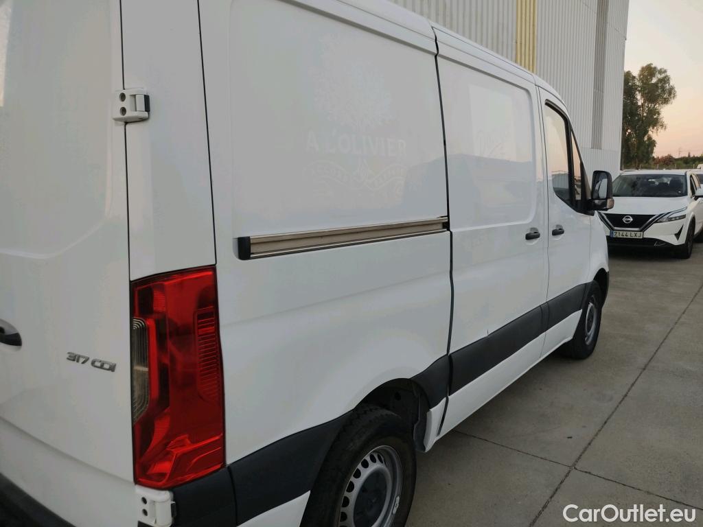  Mercedes  Sprinter  III RWD/AWD 311/315/317 CDI RWD L1 (907.631) 2.0 170CV MT6 E6dT #14
