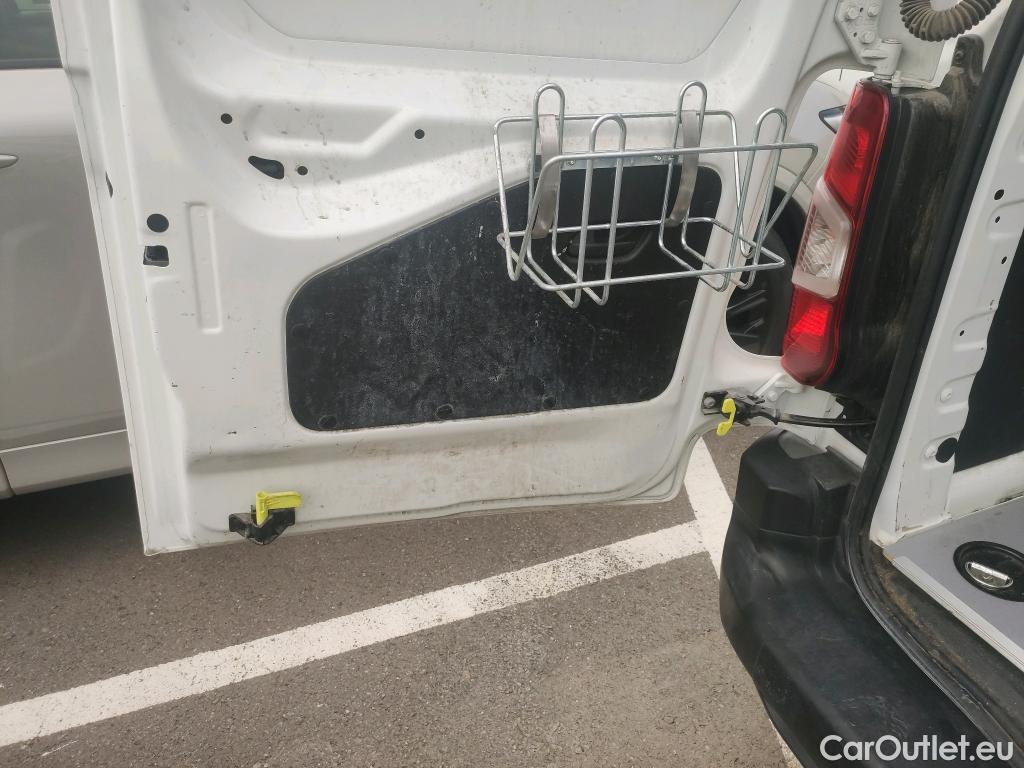  Peugeot  Partner PEUGEOT  / 2018 / 4P / furgón derivado de turismo Premium Long 1000kg BlueHDi 73kW #30
