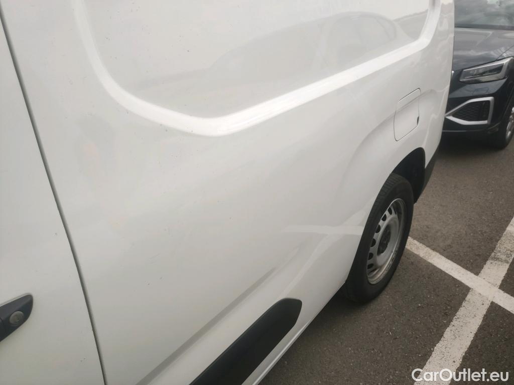  Peugeot  Partner PEUGEOT  / 2018 / 4P / furgón derivado de turismo Premium Long 1000kg BlueHDi 73kW #23