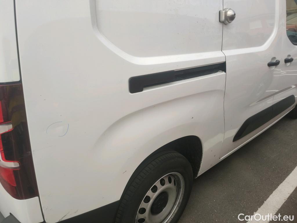 Peugeot  Partner PEUGEOT  / 2018 / 4P / furgón derivado de turismo Premium Long 1000kg BlueHDi 73kW #15