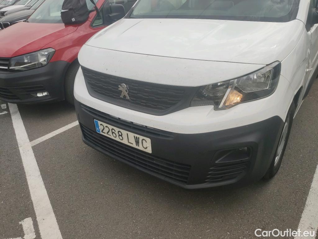  Peugeot  Partner PEUGEOT  / 2018 / 4P / furgón derivado de turismo Premium Long 1000kg BlueHDi 73kW #13