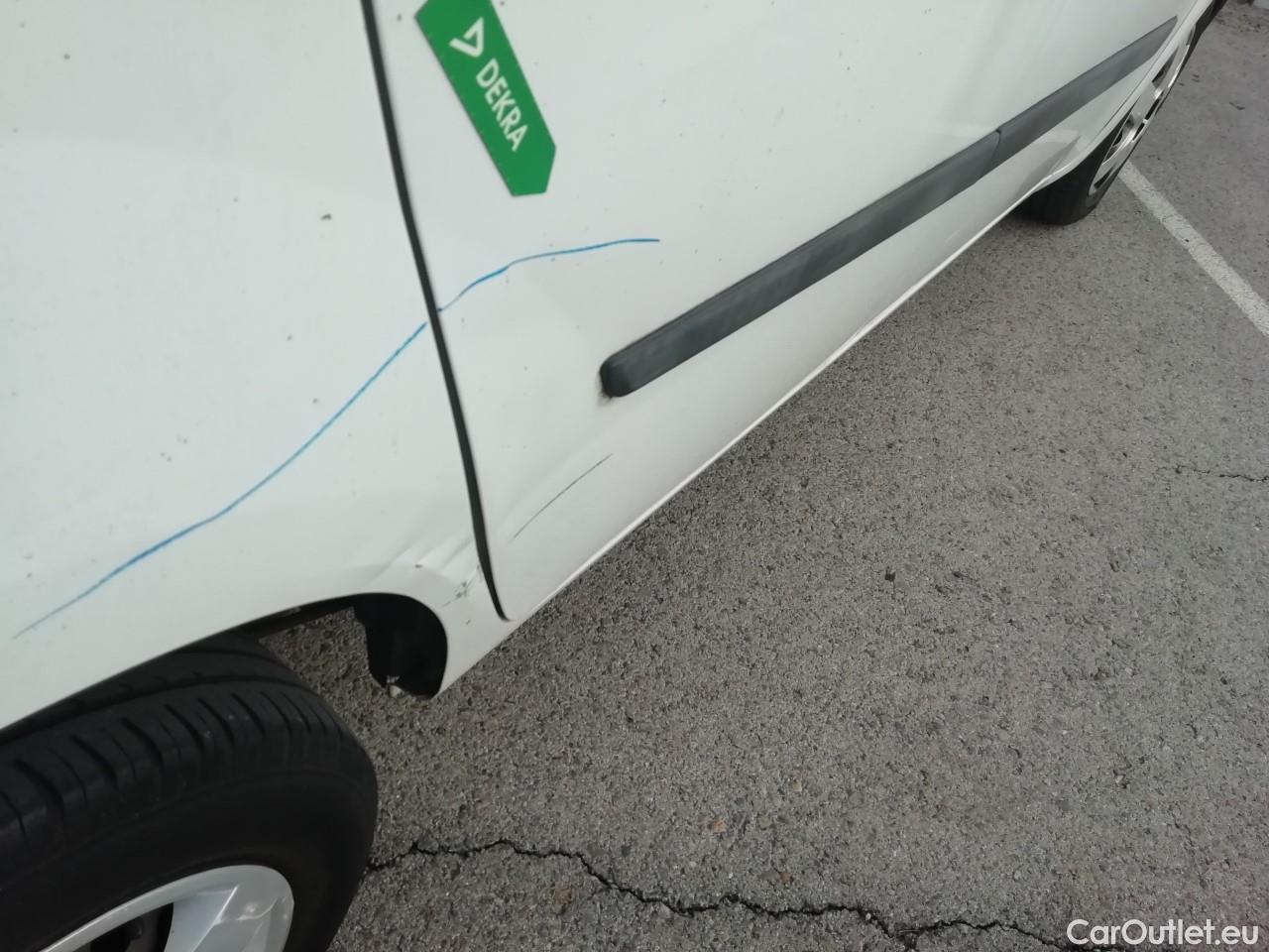  Renault  Kangoo  Profesional 1.5 dCi 70CV MT5 E4 #27