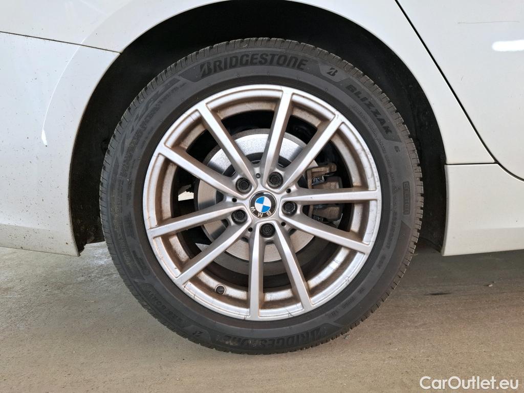  Bmw  Serie 3 Série 3 Touring 318 d Lounge 2.0 150CV BVA8 E6d #17