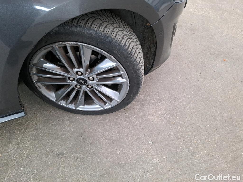  Ford  Focus  Berline Vignale 1.5 EcoBlue 120CV BVA8 E6dT #24