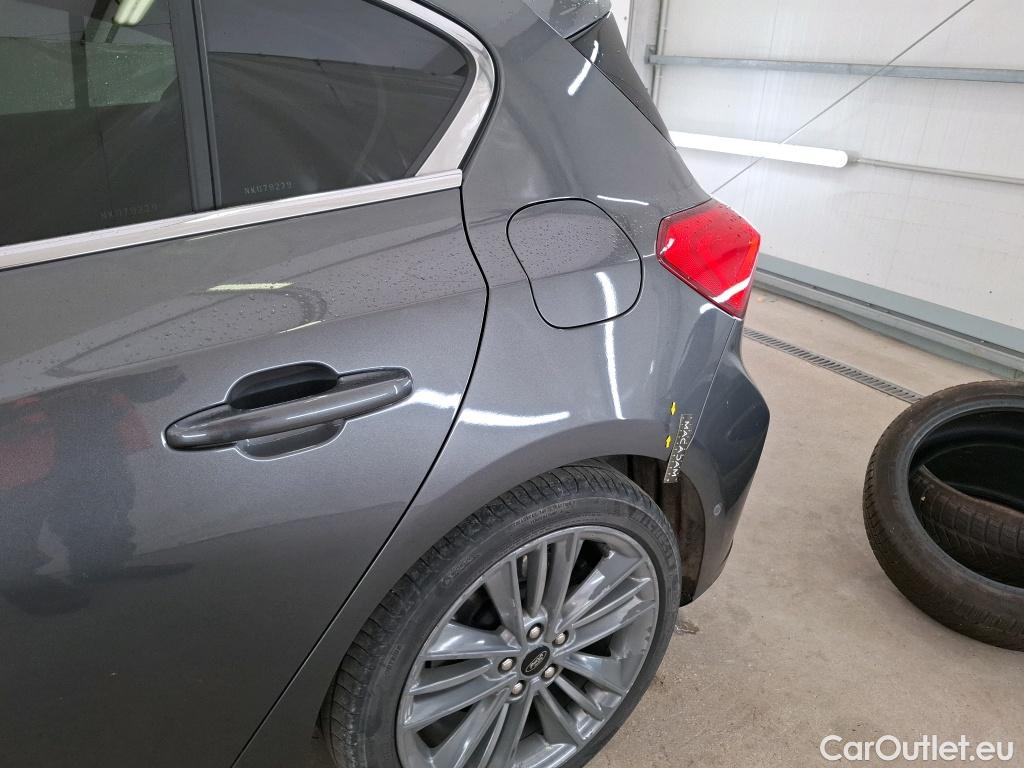  Ford  Focus  Berline Vignale 1.5 EcoBlue 120CV BVA8 E6dT #36
