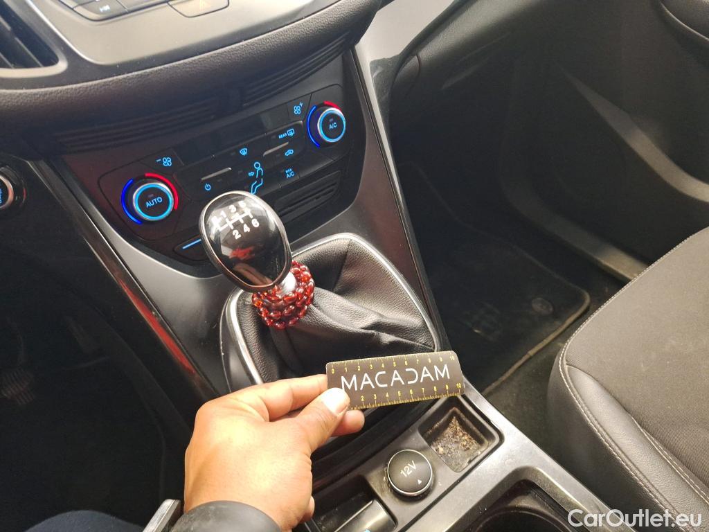  Ford  Kuga  Titanium 2.0 TDCi 150CV BVM6 E6 #22