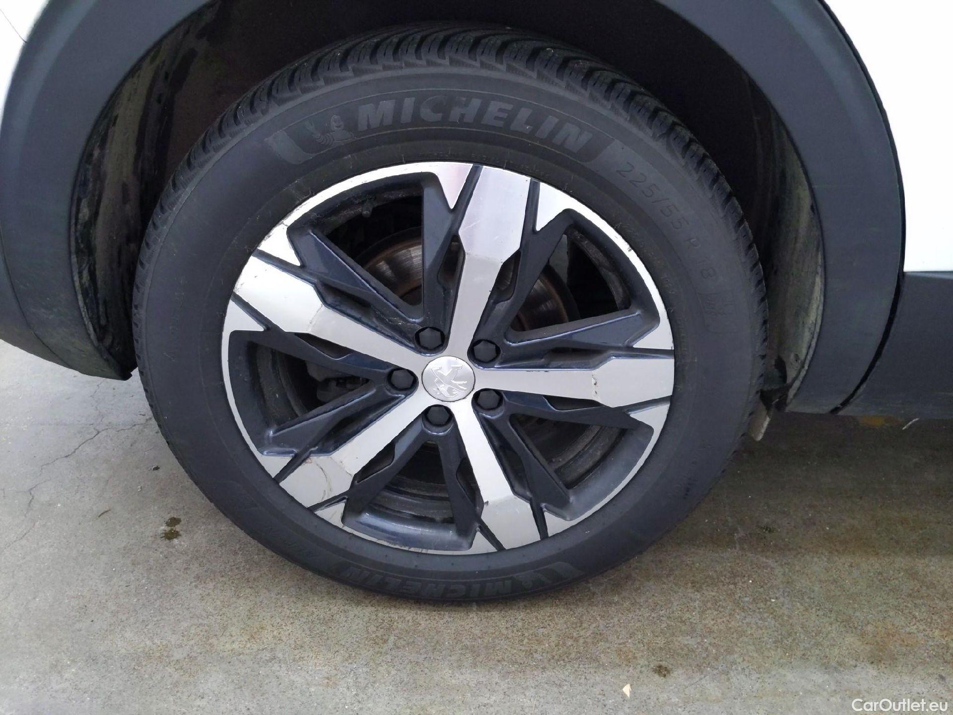  Peugeot  5008  Allure Business 2.0 HDi 180CV BVA8 E6d #4