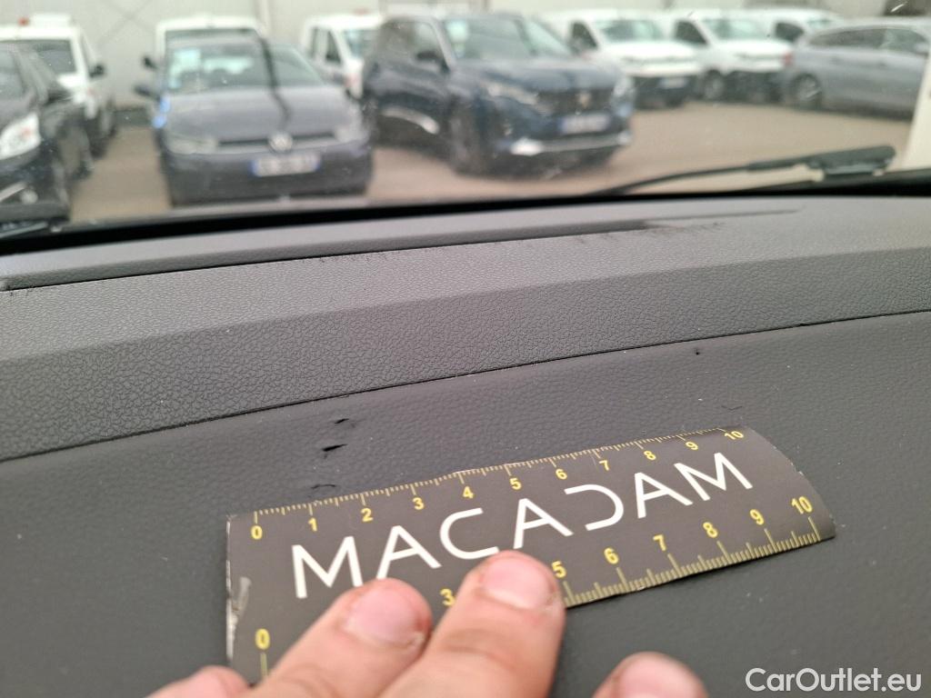  Renault  Captur  Business 1.5 dCi 90CV BVM5 E6 #3