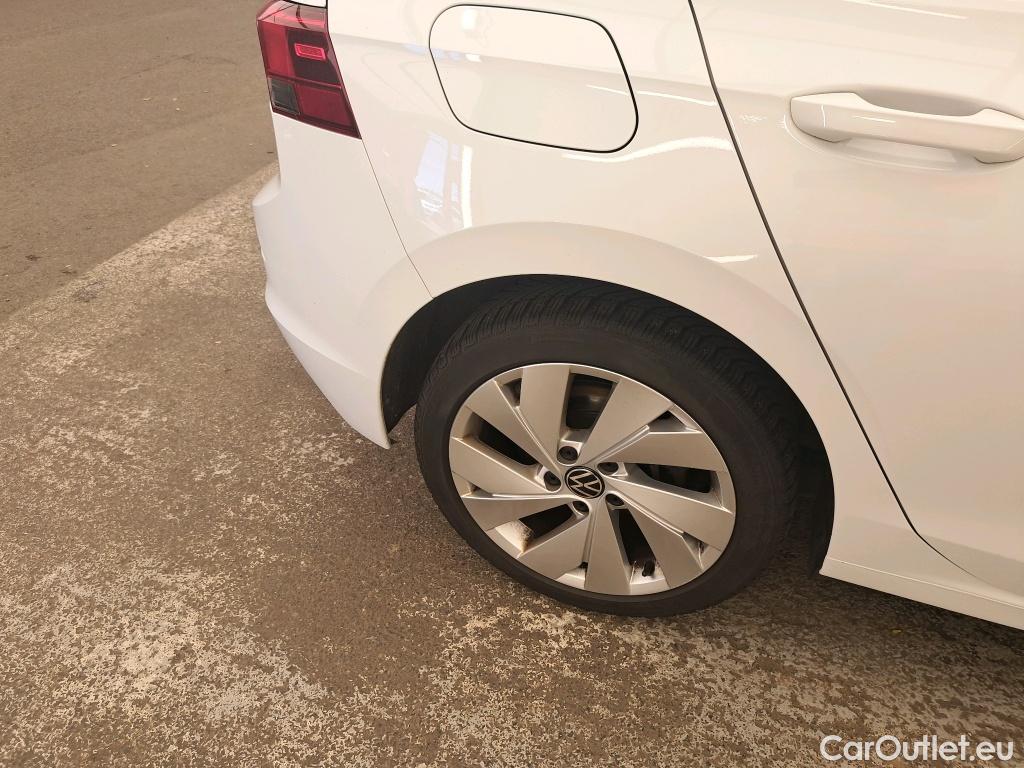 Volkswagen  Golf  VIII Berline Style 1st 2.0 TDI 150CV BVA7 E6d #13