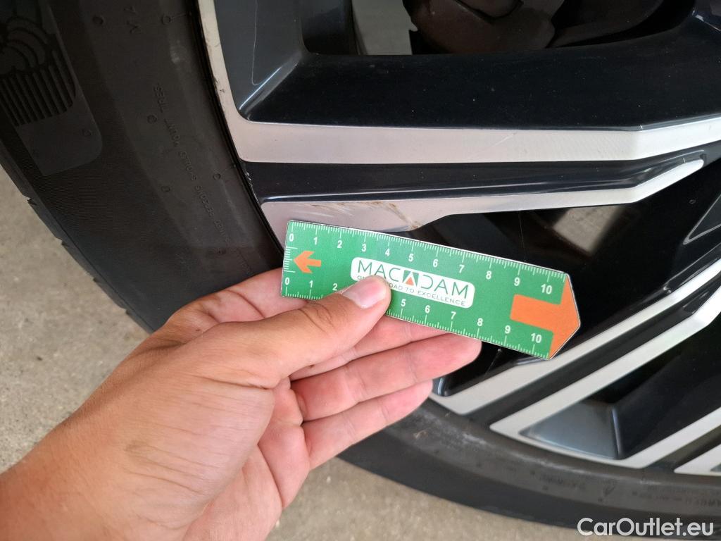  Volvo  XC60 VOLVO  / 2021 / 5P / SUV Recharge T6 350 Geartro 8 Inscription #9