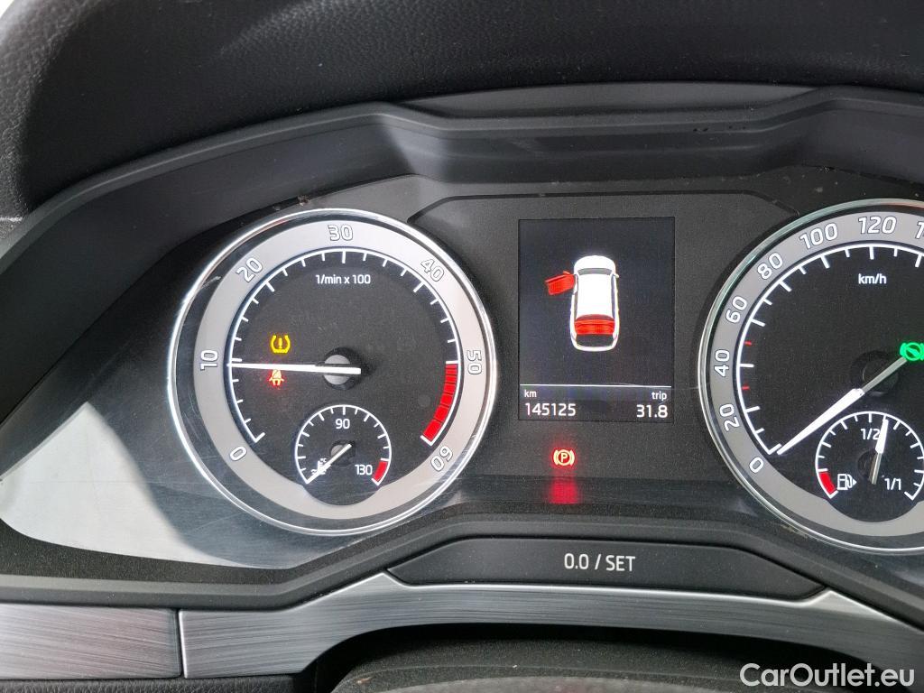  Skoda  Superb  Break Business 2.0 TDI 120CV BVA7 E6d #10
