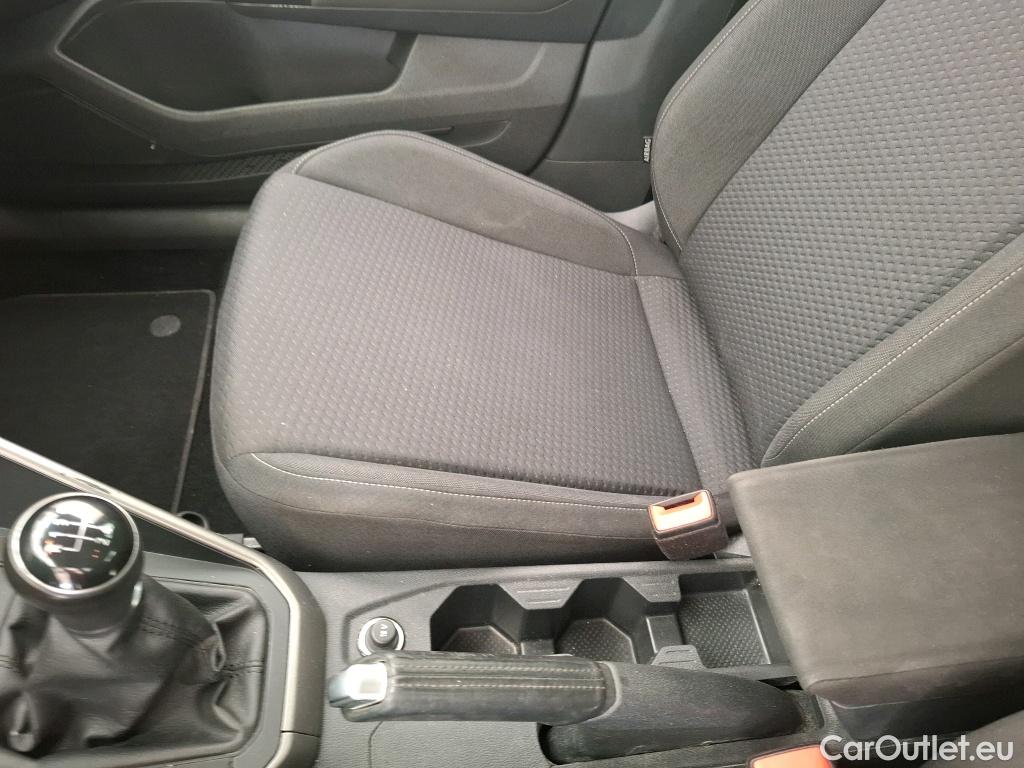  Volkswagen  Polo VOLKSWAGEN  5p Berline 1.0 TSI 95 Confortline Business #4