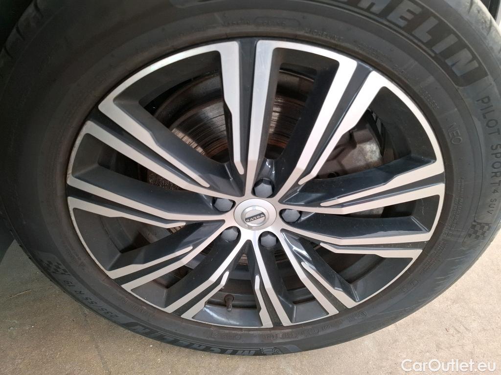  Volvo  XC60 VOLVO  / 2021 / 5P / SUV Recharge T6 350 Geartro 8 Inscription #2