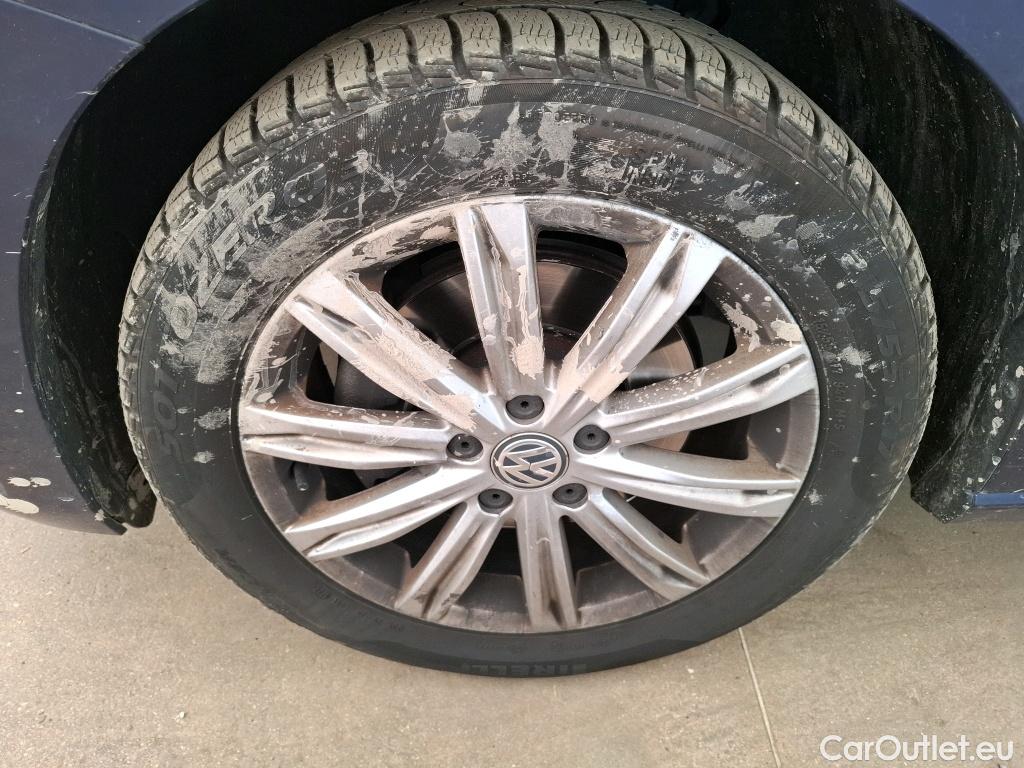 Volkswagen  Touran VOLKSWAGEN  5p Monovolume 2.0 TDI 150 DSG6 Carat BMT 7 places #78