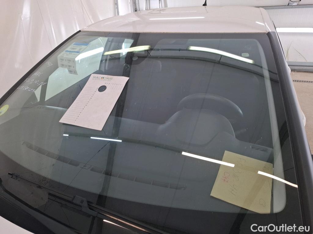  Citroen  C3  Société Feel Nav 1.5 BlueHDI 100CV BVM5 E6dT #1