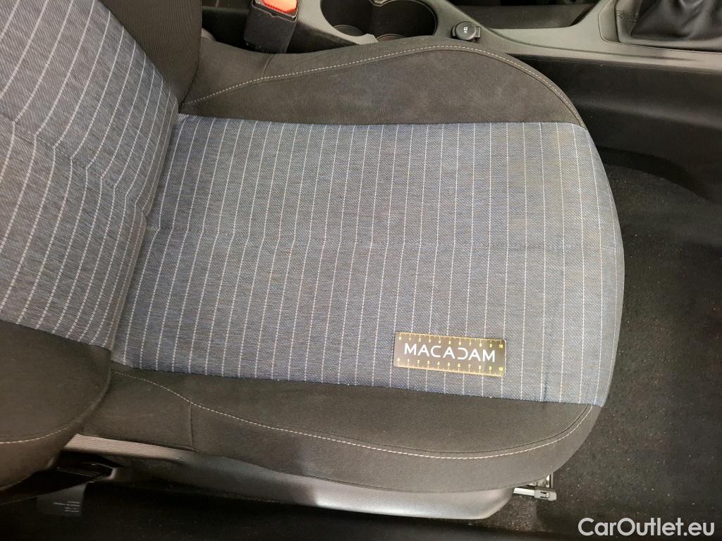  Peugeot  208  Premium 1.5 HDi 100CV BVM6 E6d #33