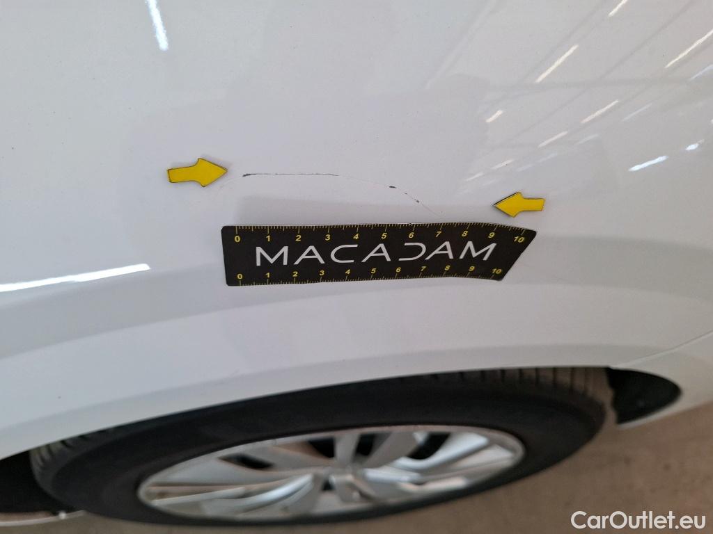  Peugeot  208  Premium 1.5 HDi 100CV BVM6 E6d #41