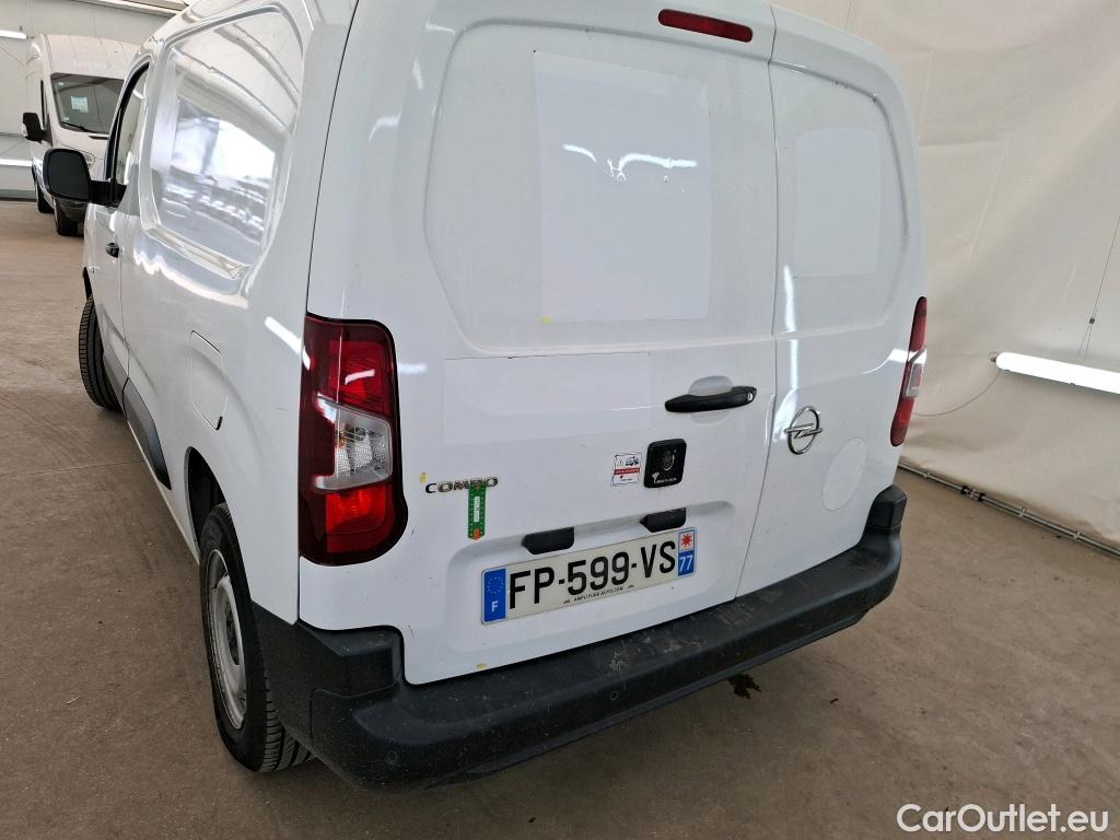  Opel  Combo OPEL  / 2018 / 4P / Fourgonnette 1.5 diesel 100chL1H1/stand CARGO PACK C #1