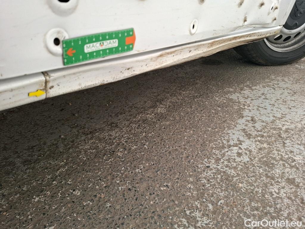  Peugeot  Expert  Fourgon Asphalt L2 2.0 HDi 120CV BVM6 E6dT #1