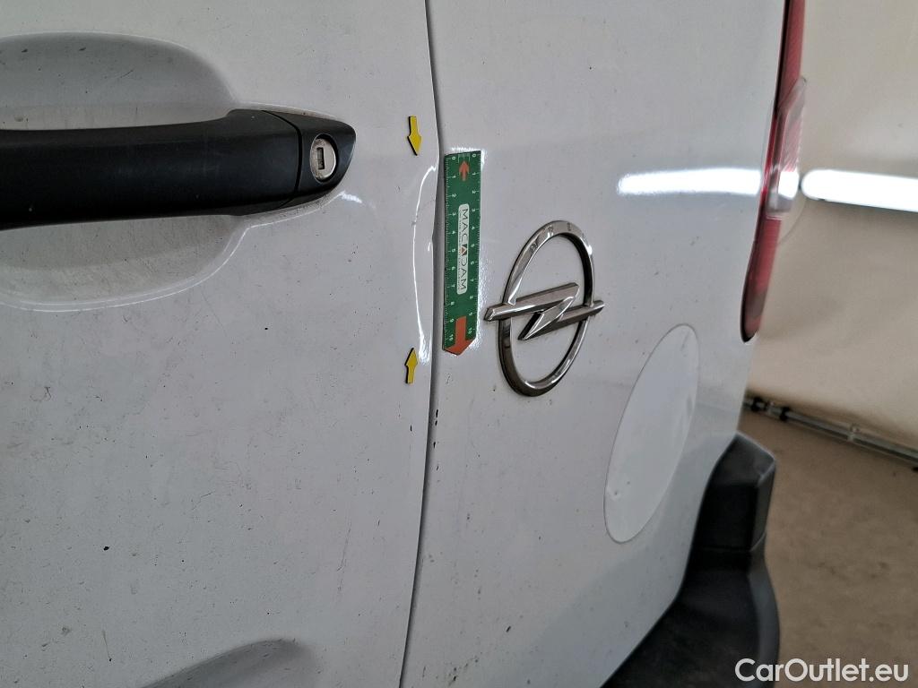  Opel  Combo OPEL  / 2018 / 4P / Fourgonnette 1.5 diesel 100chL1H1/stand CARGO PACK C #4