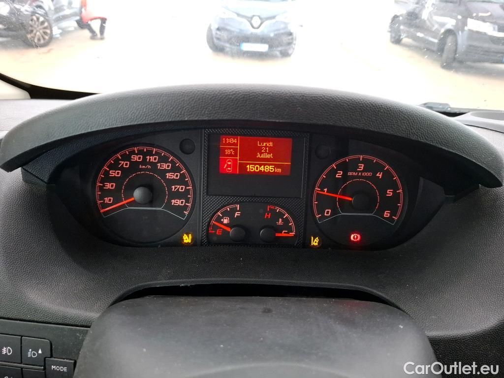  Citroen  Jumper CITROEN  / 2014 / 4P / Fourgon tôlé 35 L2H2 BlueHDi 140 S&S BVM6 Driver #37