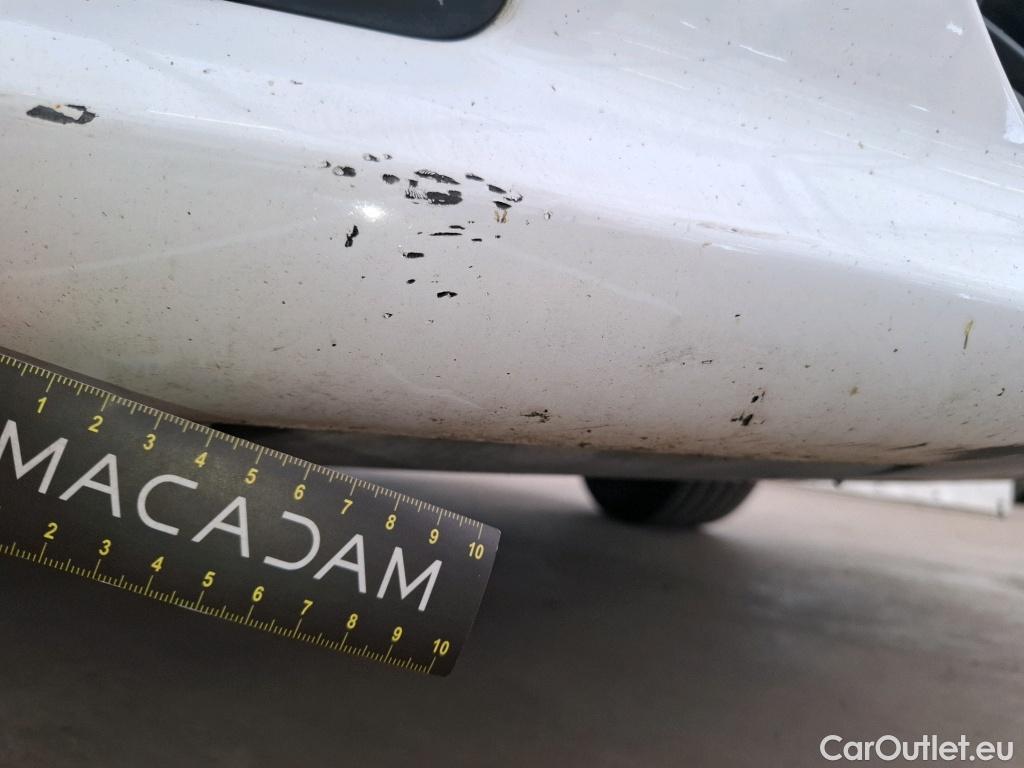  Citroen  C4  Berlina Club Entreprise 1.6 HDi 90CV BVM5 E5 #32