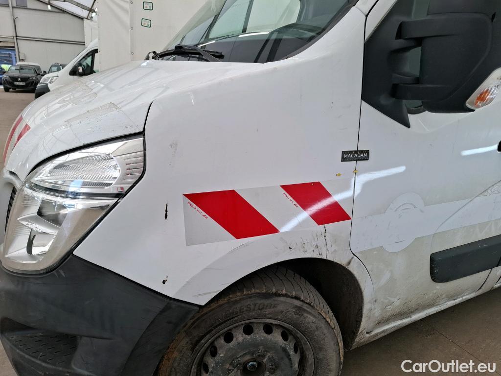  Nissan  NV400 NISSAN  VU 4p Fourgon L3H2 2.3 DCI TT 170 S/S 3500 N-Connecta #90