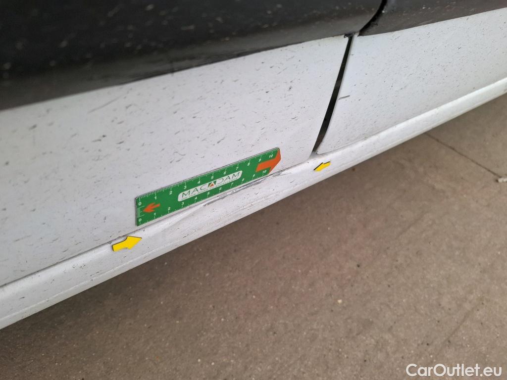  Opel  Combo OPEL  / 2018 / 4P / Fourgonnette 1.5 diesel 100chL1H1/stand CARGO PACK C #21