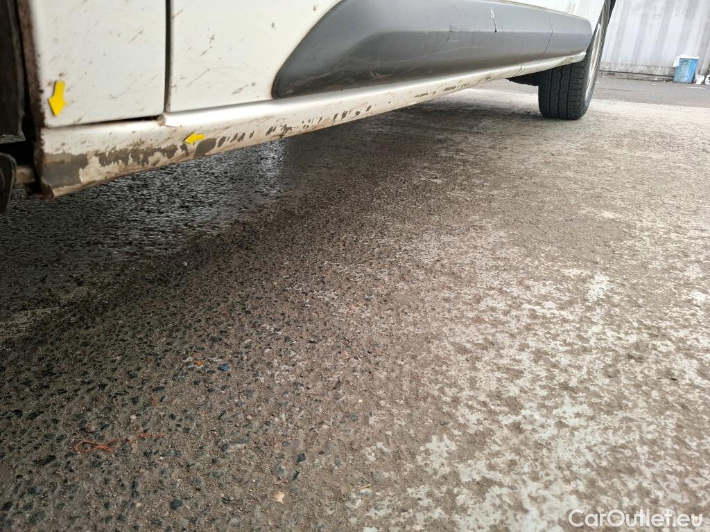  Peugeot  Expert  Fourgon Asphalt L2 2.0 HDi 120CV BVM6 E6dT #18
