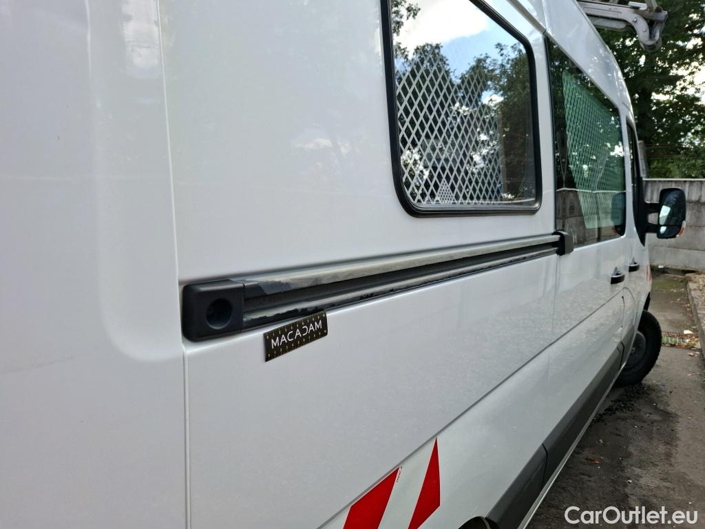  Renault  Master RENAULT  VU 4p Fourgon FG GCf Trac F3500 L2H2 Energy dCi 145 E6 #10
