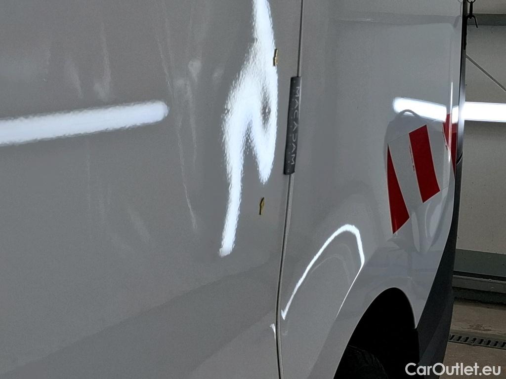  Renault  Trafic  Furgon Grand Confort L1H1 1000 1.6 dCi 125CV BVM6 E6 #2