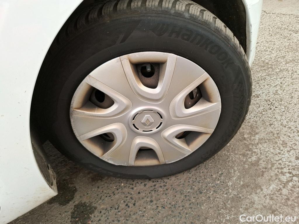  Renault  Clio  IV Air 1.5 dCi 90CV BVM5 E6 #28