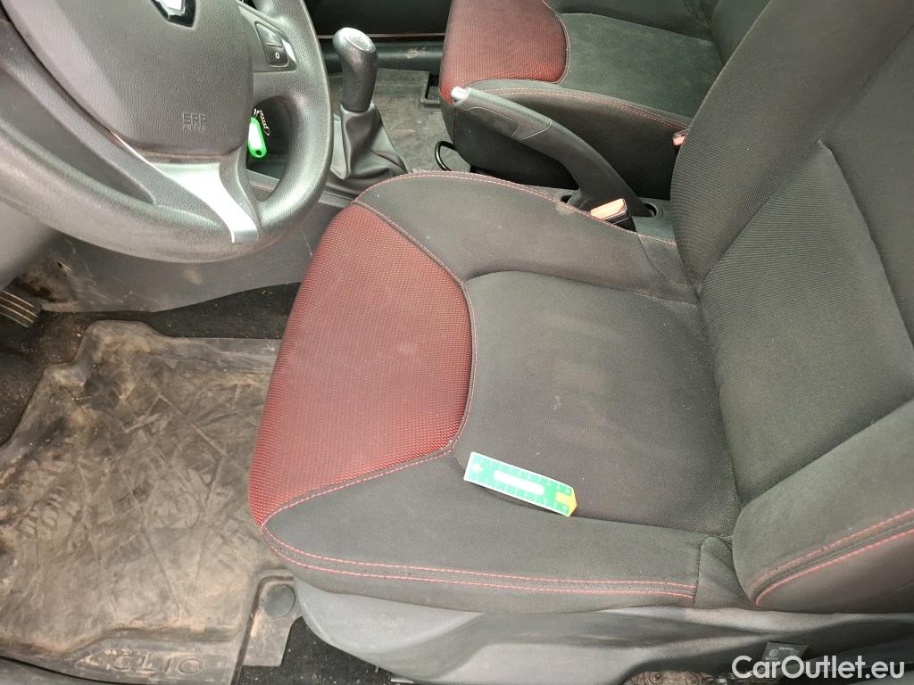  Renault  Clio  IV Air 1.5 dCi 90CV BVM5 E6 #33