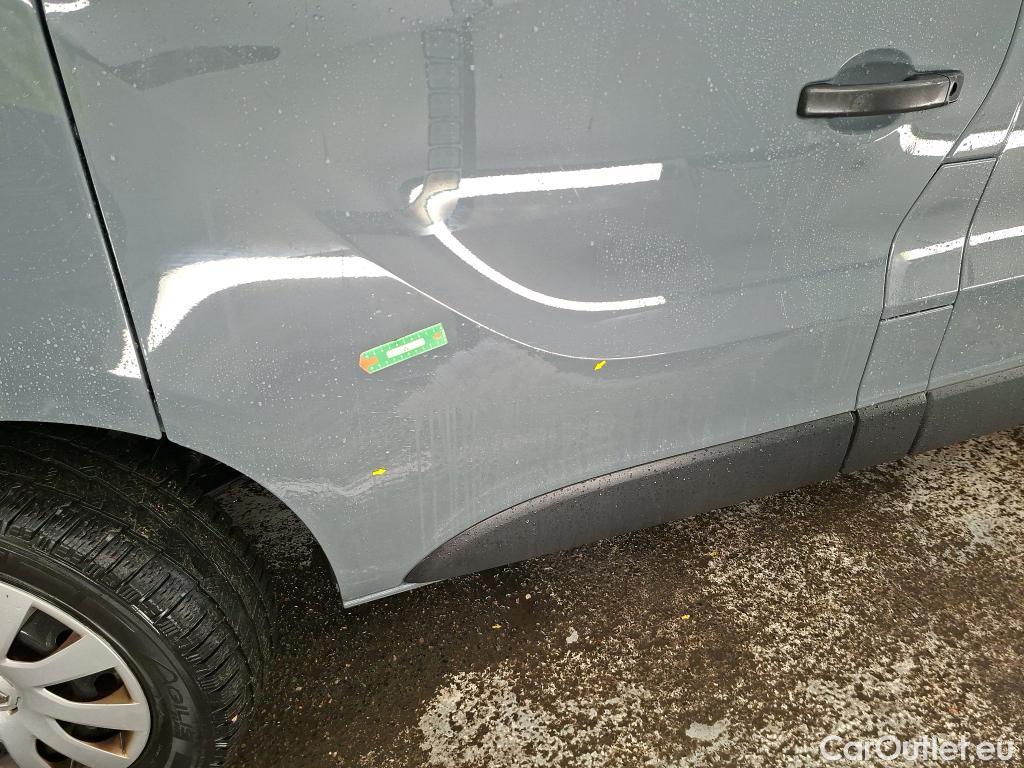  Renault  Trafic RENAULT  / 2019 / 4P / Fourgon tole FG GCF L2H1 1200 Energy dCi 170 EDC #1