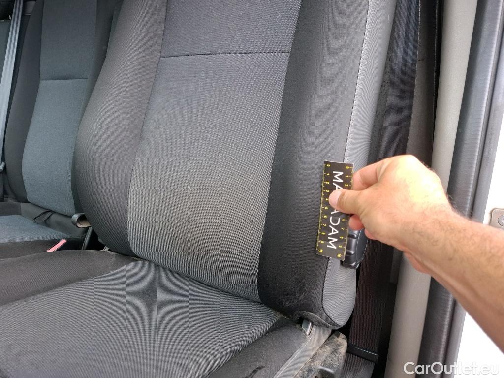  Renault  Master RENAULT  VU 4p Fourgon FG GCf Trac F3500 L2H2 Energy dCi 145 E6 #31